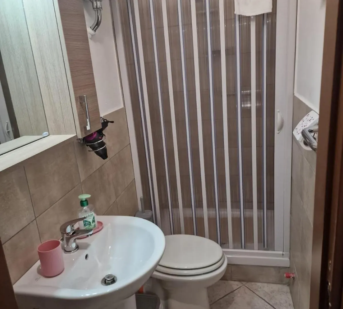 B&B Le Stanze Di Aurora パレルモ 0*,